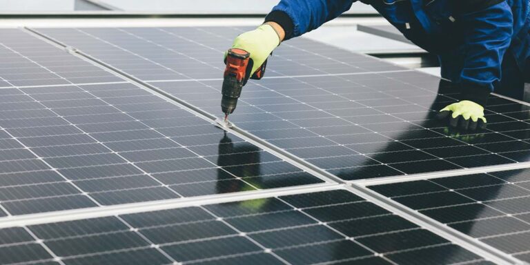 2026年の新常識：太陽光パネルと蓄電池を「セットで導入」すべき決定的な理由​